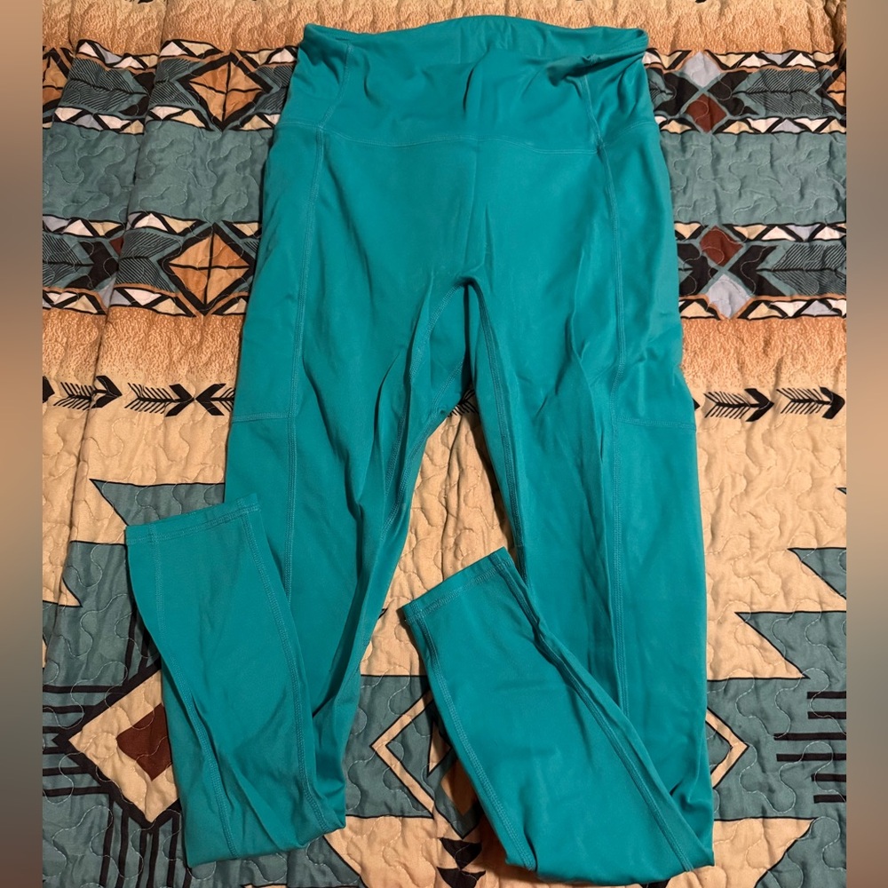 Motionwear Vibrant Blue Athletic Top